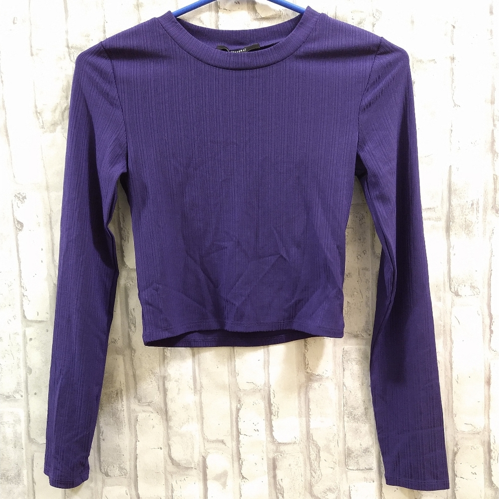 Forever 21 Long Sleeve Crop Top